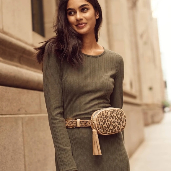 Brave Venice Leather Belt Bag Crossbody - Picture 2 of 9